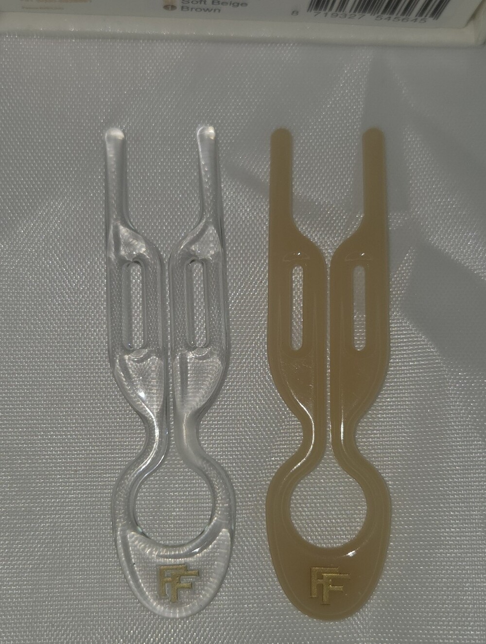 2 Fiona Franchimon No1 Hairpin Transparent Soft Beige Hairpins